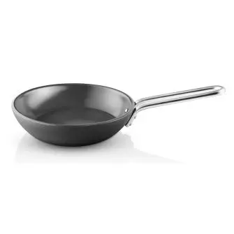 EVA TRIO Professional titanium stegepande - 20 cm - AVISTILBUD